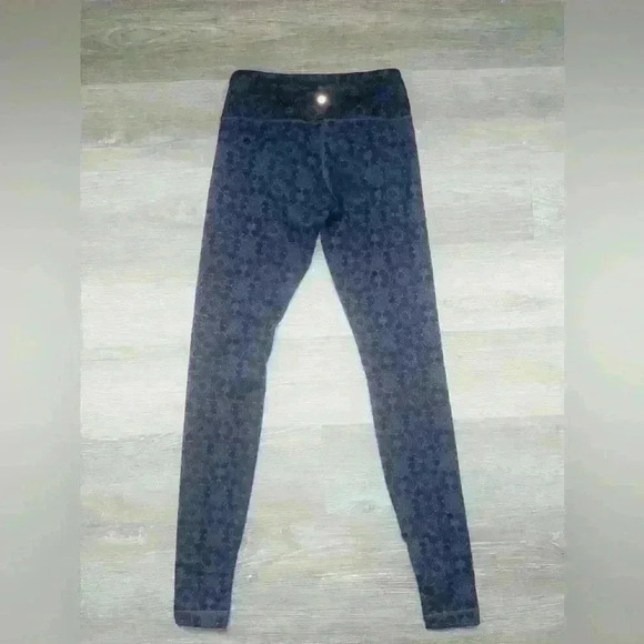 Lululemon Wunder Under Pant *Full-On Luon
Mini Prisma Nightfall Black Grape sz4 - Picture 9 of 16